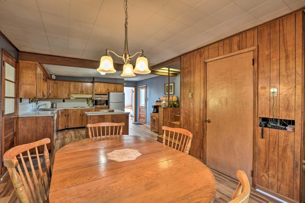 Cozy With Private Patio And Views, Hiking On-site Holiday home